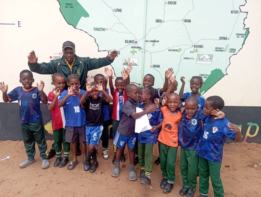 5d72f3fd-28ce-426e-af38-0b1dbd077d98